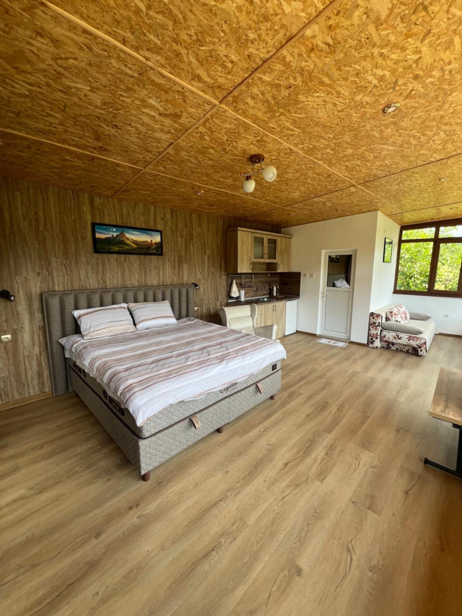 Guest House Milka ياغودينا الغرفة الصورة